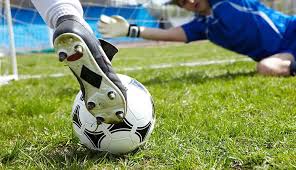 Futbolista asegura que su lesión se debe a “exceso de PlayStation”
